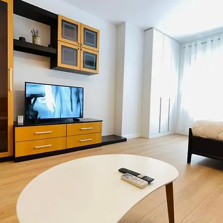 61°bs Charming @bllok Apartment *