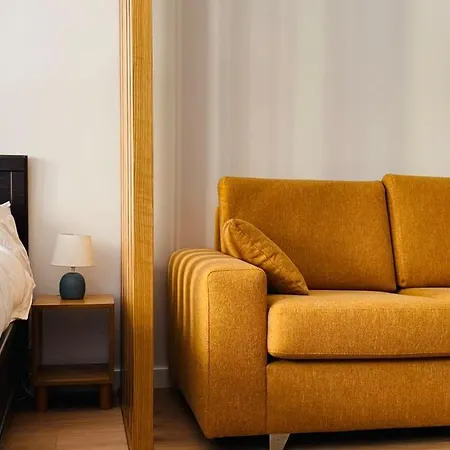 61°bs Charming @bllok Apartment Tirana
